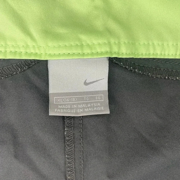 Nike Gray Zip Hem Track Pants Size XL - Activewear with Green Contrast Detailing - Picture 5 of 12